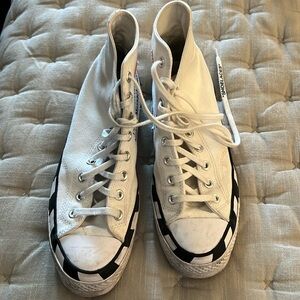 Off White Converse shoes Sz 9